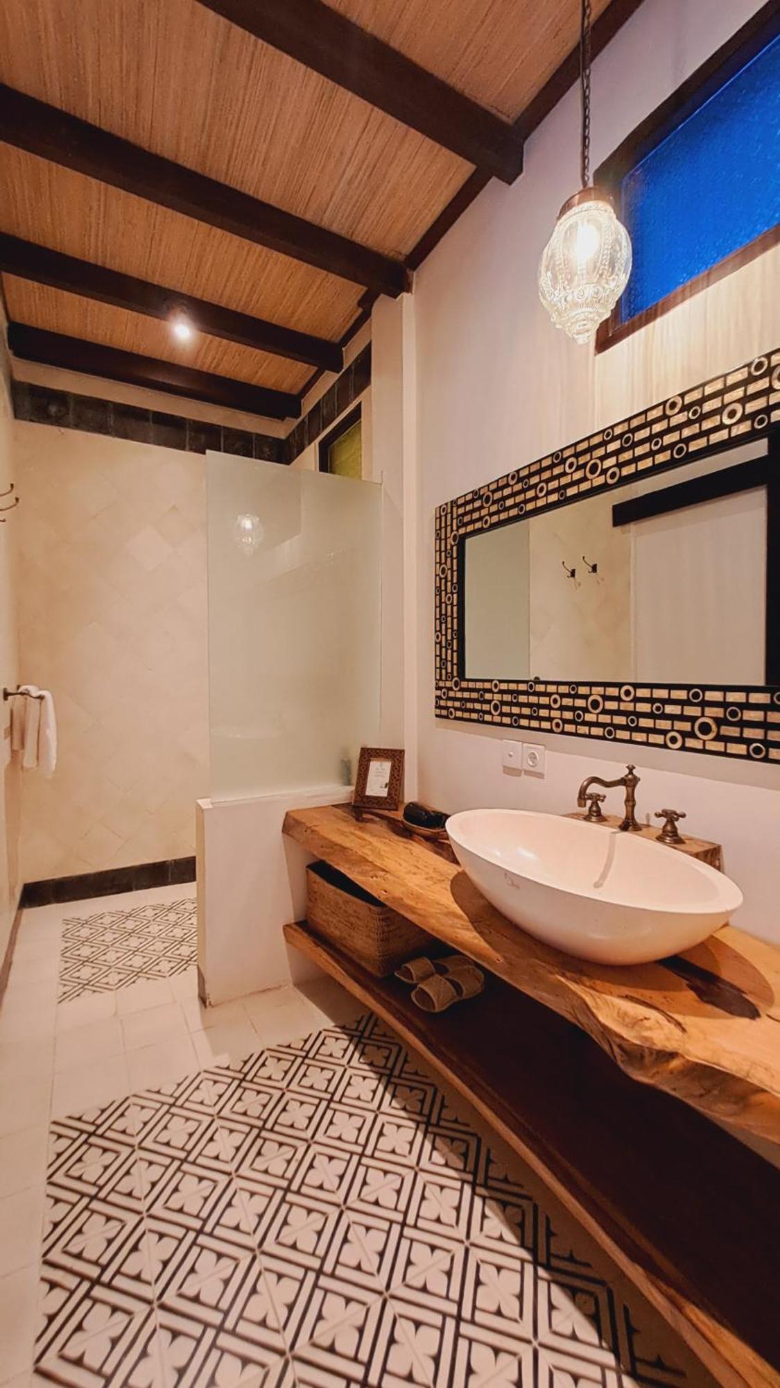 אובוד Ayu Dira Heritage House מראה חיצוני תמונה